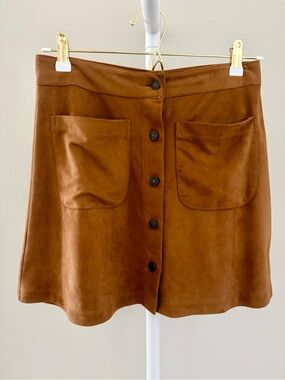 iris Tan Suede Button-Front Skirt